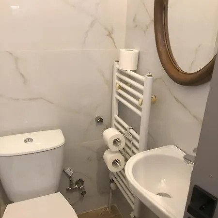 Palio House * Palaiontsiflikion