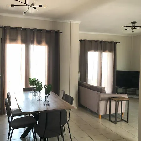 Palio House Holiday home Palaiontsiflikion